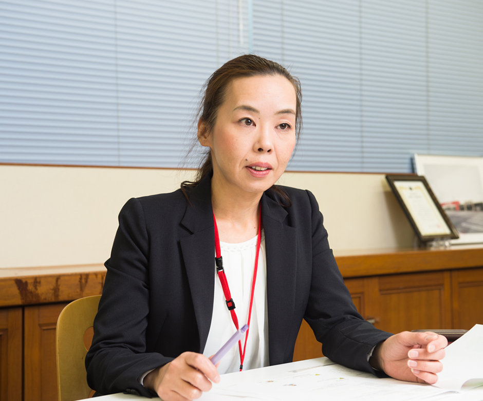 係長 徳永 節子 写真